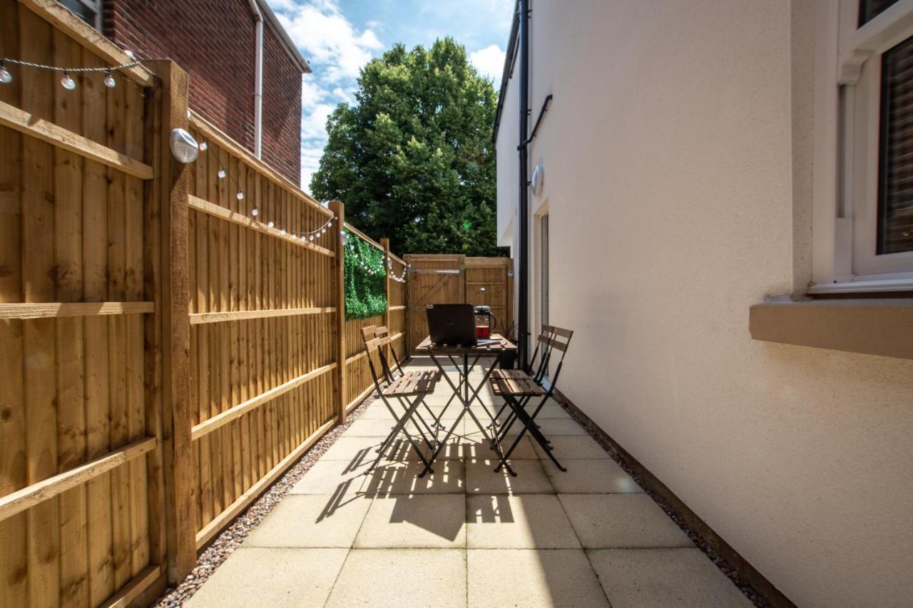 Vibes: With Outdoor Space * Southampton